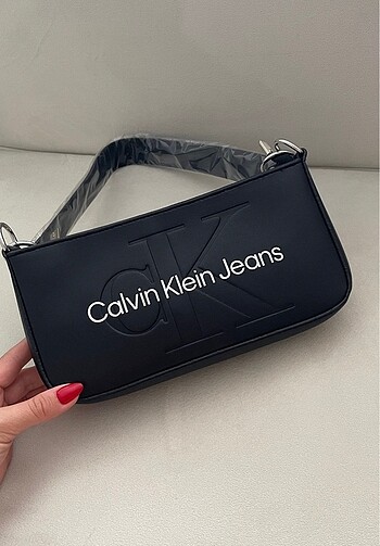 Calvin klein siyah çanta