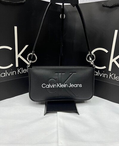 Calvin klein siyah çanta