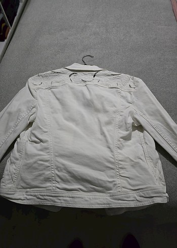 Kadın Beyaz Düğmeli Denim Ceket - Görsel 2