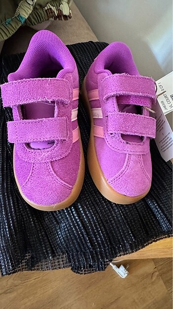 Adidas ayakkabı