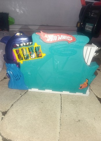 Hot Wheels shark bite playset Pist Seti - Görsel 9