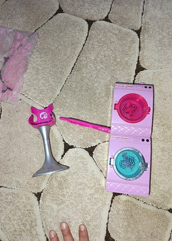 Barbie Çamaşır Makinesi ve sandalyesi - Görsel 2
