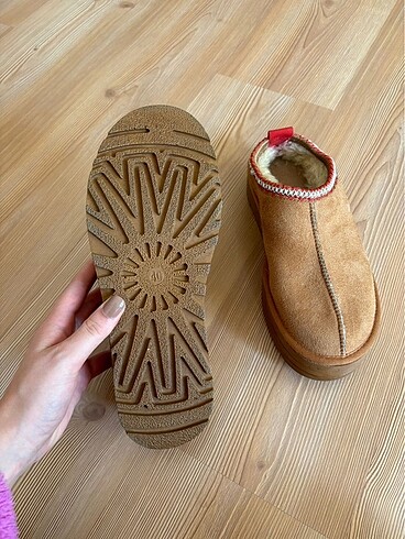 39 Beden Ugg bot