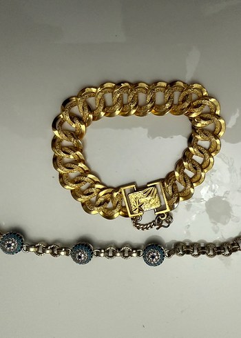 Zincir Detaylı Altın Rengi Vintage Bileklik