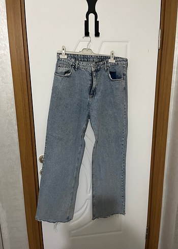 Trendyol & Milla Acik Mavi Rahat Kesim Denim Jean