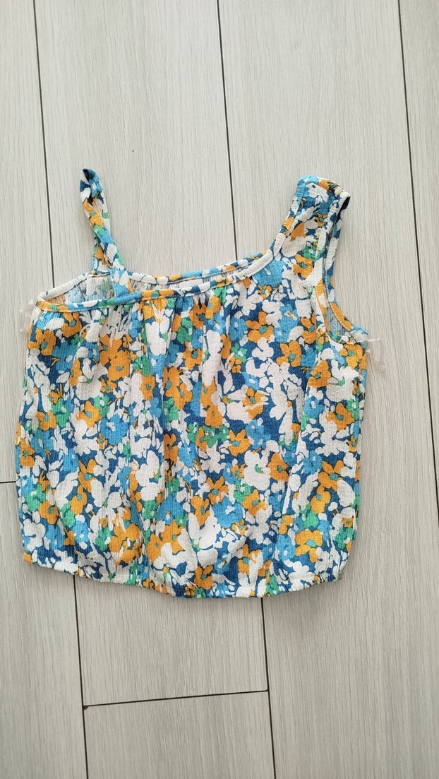 Renkli Çiçek Desenli Askılı Mini Bluz - Görsel 2