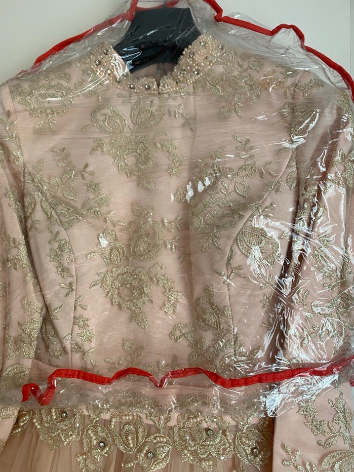 Uzun Kollu Pembe Nakışlı Nişan Elbisesi - Görsel 3