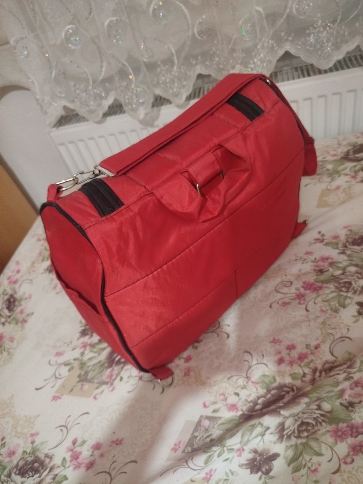 Renkli Baskılı Kırmızı Bebek Çantası - Görsel 2