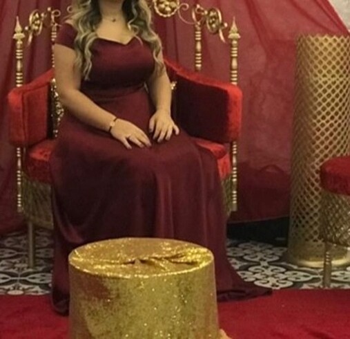 42 Beden bordo Renk Uzun bordo elbise abiye