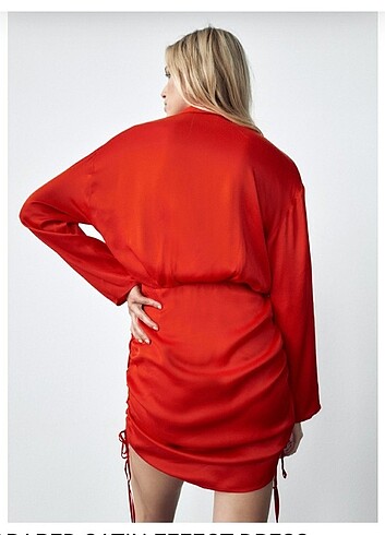 s Beden kırmızı Renk Zara Kırmızı Saten Elbise 