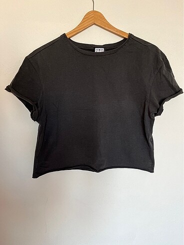 Zara crop kısa siyah antrasit tişört