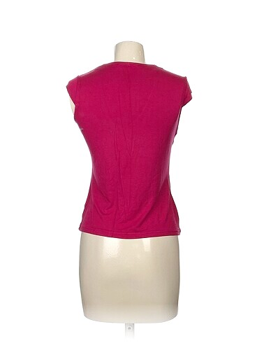 m Beden Lindex T-shirt %70 İndirimli.