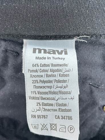 28 Beden siyah Renk Mavi Jeans Jean / Kot %70 İndirimli.