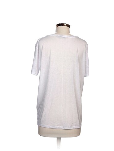 xl Beden LC Waikiki T-shirt %70 İndirimli.