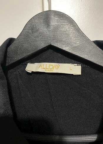 Uzun Siyah Pilili Kadın Gömlek - Görsel 3