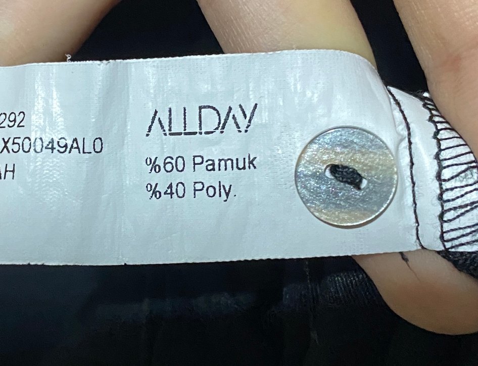 Uzun Siyah Pilili Kadın Gömlek - Görsel 4