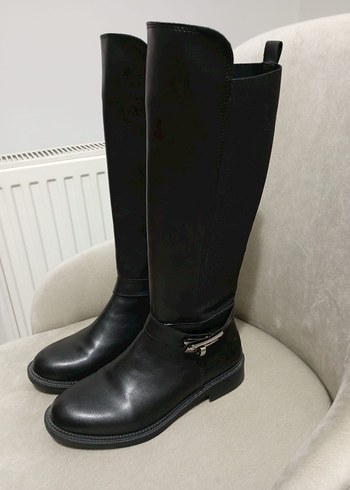 Siyah Dizüstü Çizme - Görsel 2