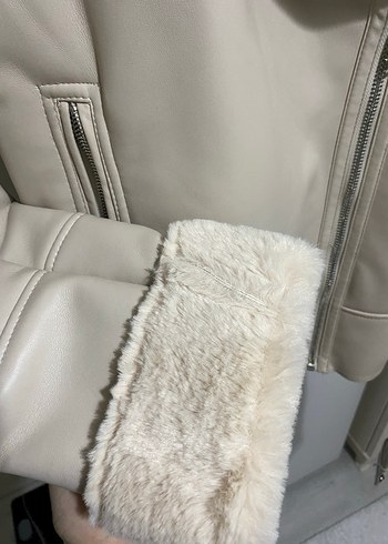 Stradivarius Deri Ceket - Görsel 4