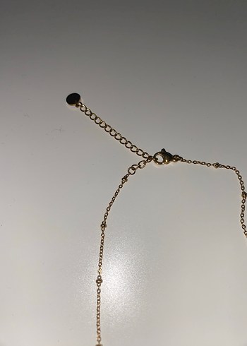 Zincir Detaylı Altın Renk Kadın Kolye - Görsel 4