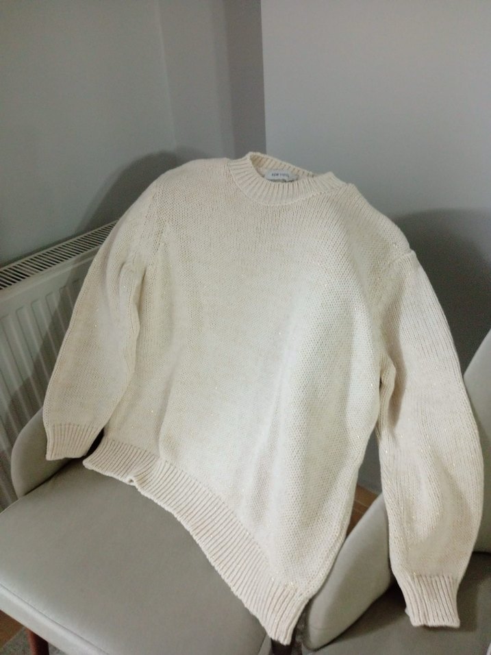 Beyaz Örgü Kadın Kazak - Görsel 2