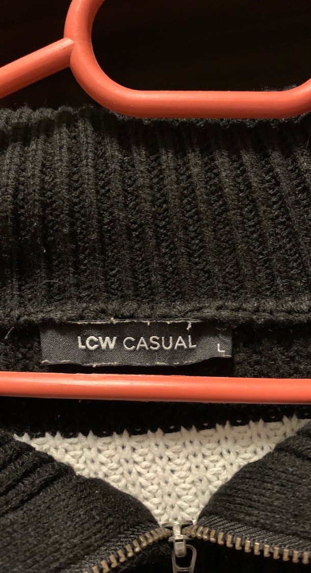 Yarım Fermuarlı Siyah Beyaz Çizgili Kadın Kazak - Görsel 2