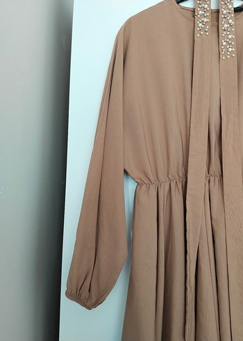 Bej Kemerli Uzun Kadın Elbise - Görsel 8