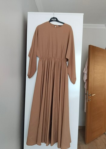 Bej Kemerli Uzun Kadın Elbise - Görsel 2