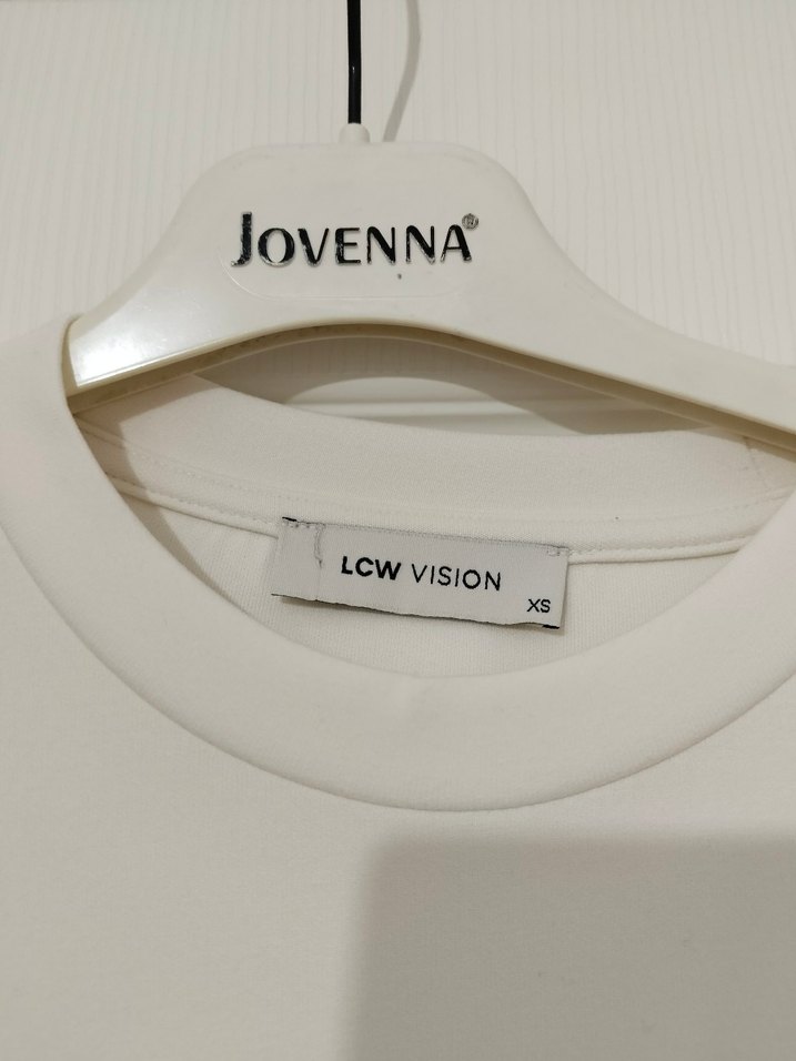 Kadın Beyaz Bisiklet Yaka Sweatshirt - Görsel 4