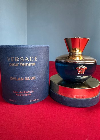 Versace Dylan Blue Kadın Parfümü 100 ml