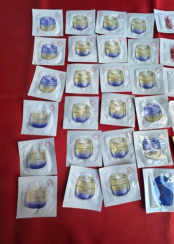 Shiseido Vital Perfection - Görsel 2