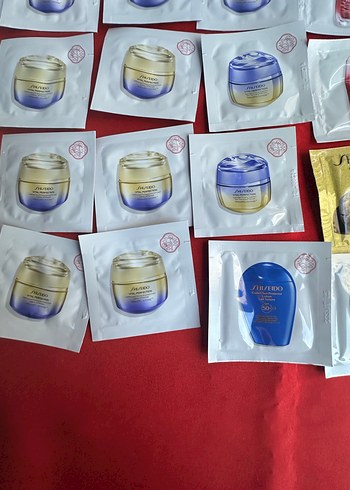 Shiseido Vital Perfection - Görsel 8