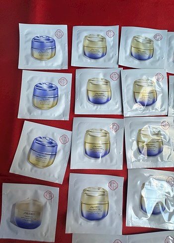 Shiseido Vital Perfection - Görsel 9