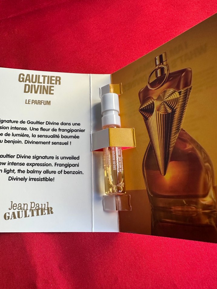 Jean Paul Gaultier Divine Le Parfum Kadın Parfümü - Görsel 2