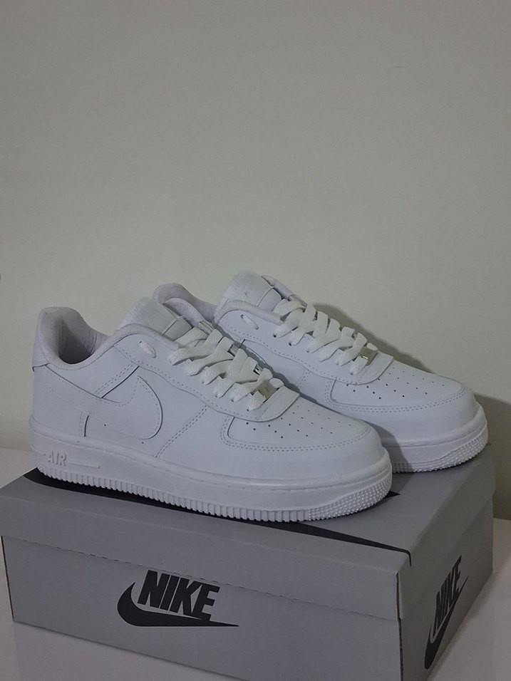 Nike Air Force 1 Beyaz Spor Ayakkabı — görsel 5/5