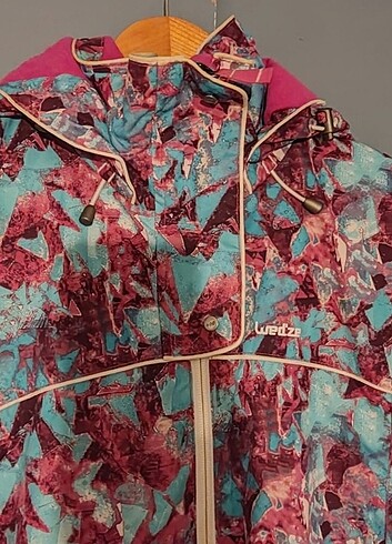 Decathlon kışlık mont, hasarsız ve az kullanılmış