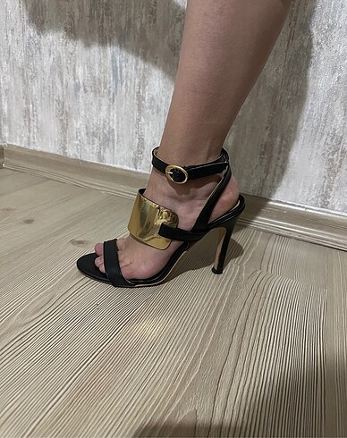 37 Beden çeşitli Renk Topuklu ayakkabı
