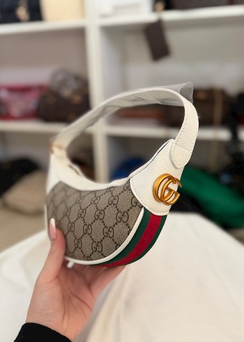 Gucci Monogramli Mini Omuz Cantasi İthal