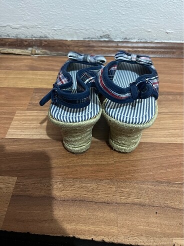 Deichmann Hiç giyilmedi