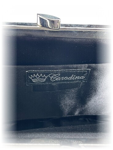 Beden PreLoved Clutch / Portföy %70 İndirimli.