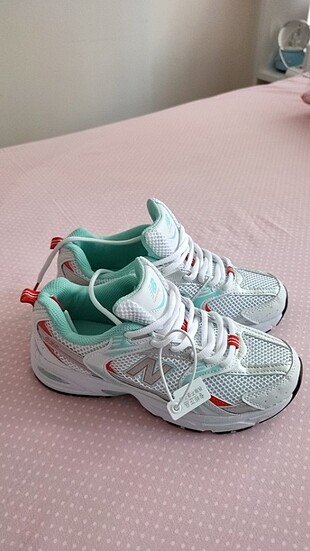 New Balance 530 Absorb