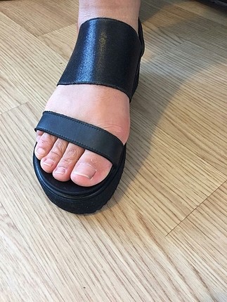 Elle elle sandelet