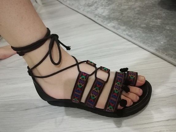 Diğer ipli sandalet 