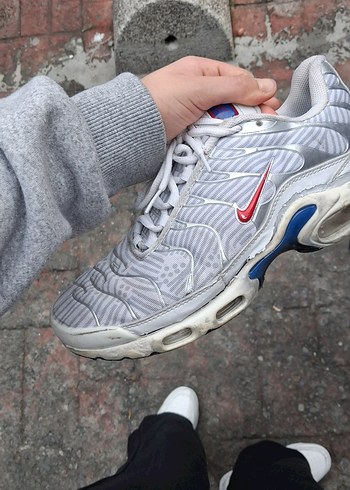 Nike Gri Beyaz Retro Spor Ayakkabi