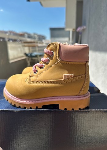 Fila Marka 21 Numara Kiz Bebek Bot