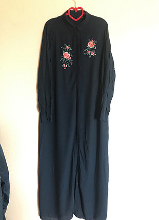 H&M Studio Lacivert nakışlı