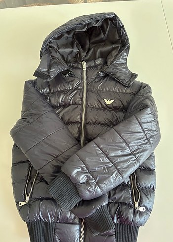 Armani Siyah Kapusonlu Sisme Mont 8 9 Yas