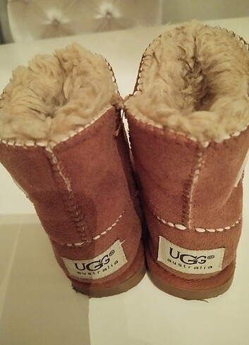 Ugg Ugg bot