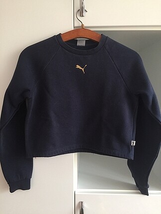 Puma crop sweatshirt