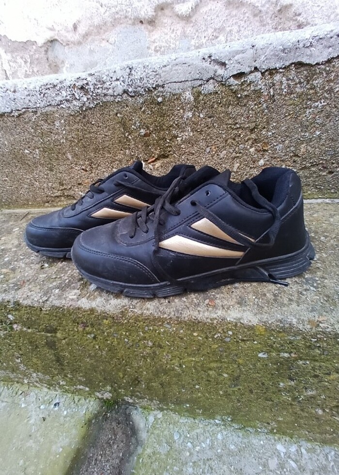 Spor ayakkabı  - Görsel 2