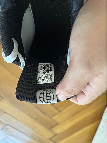 38 Beden beyaz Renk Adidas ayakkabı